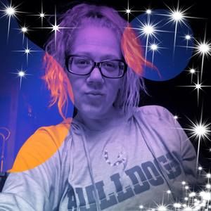 Meet your Posher, Lynna